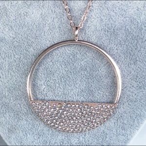 Trendy Gold Tone Necklace & Earring Set NWT